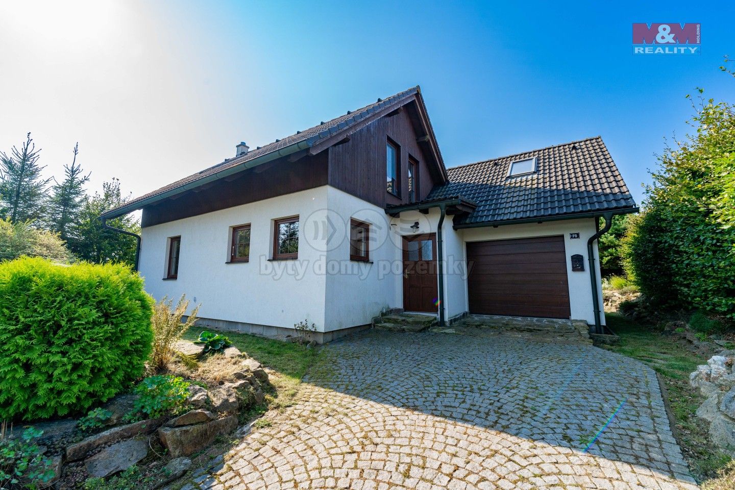 Prodej rodinný dům - Lhotka, 150 m²