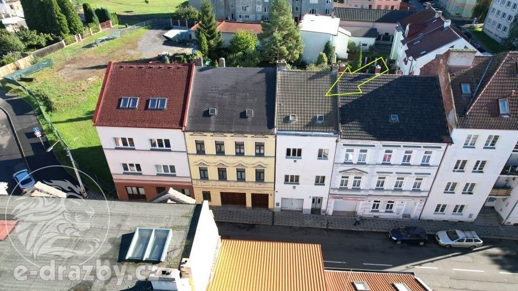 Rodinné domy, Zemská, Teplice, 180 m²