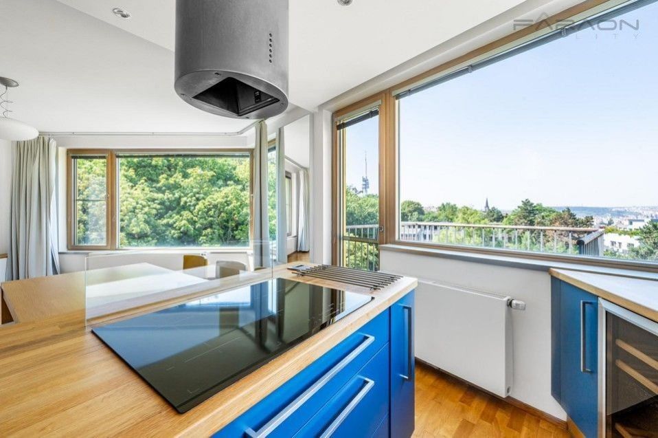 4+kk, Jeseniova, Praha, 125 m²