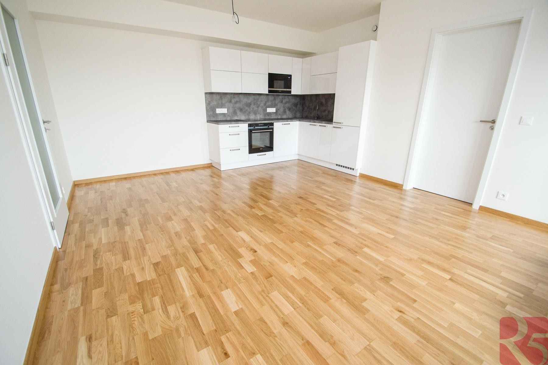 2+kk, Praha 12, Praha, 52 m²