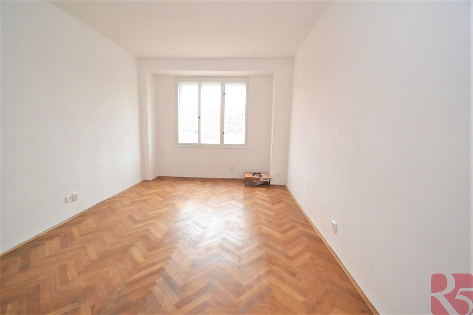 1+kk, Havanská, Praha, 30 m²