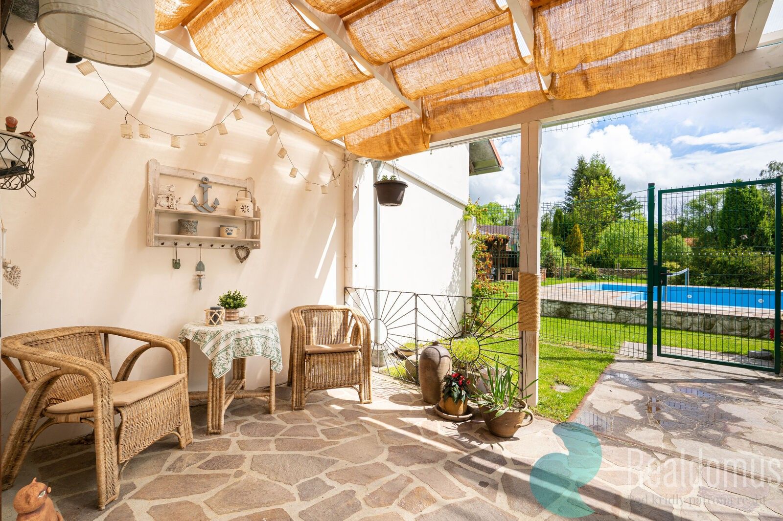 Prodej ubytovací zařízení - Benešov nad Černou, 295 m²