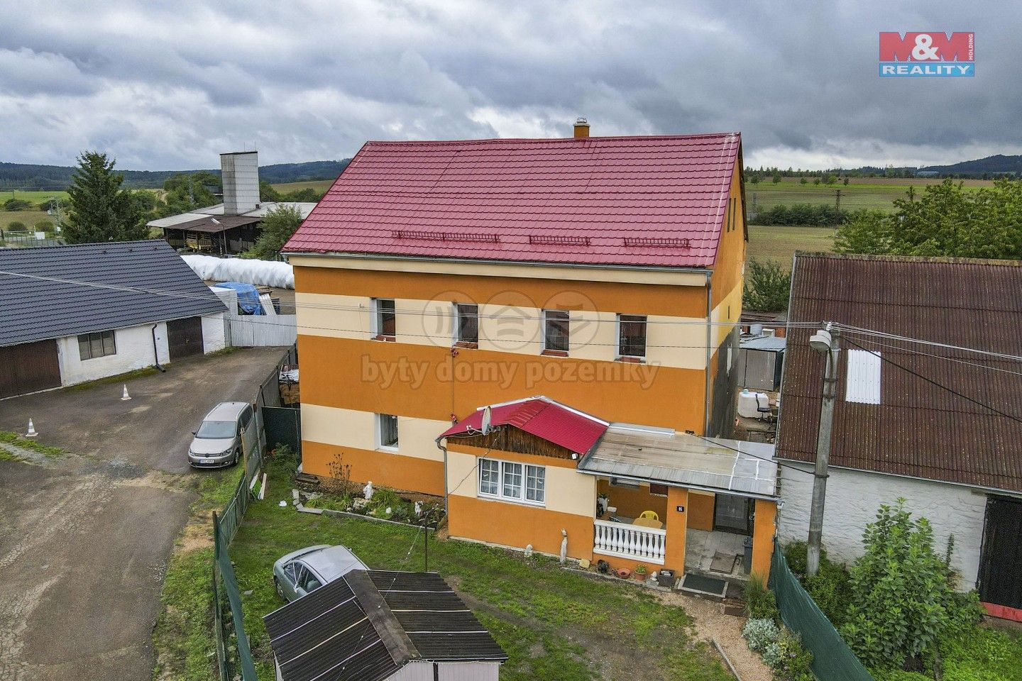 Činžovní domy, Kařez, 202 m²