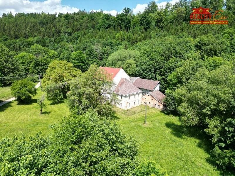 Prodej dům - Malá Bukovina, Chvalkovice, 970 m²