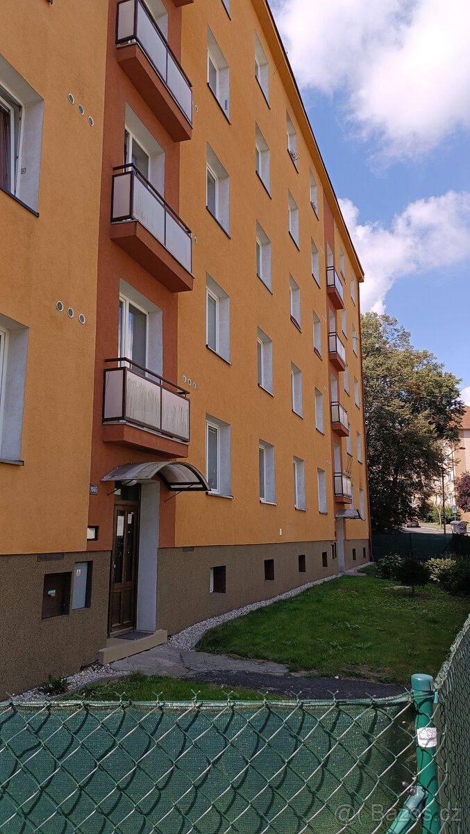 2+1, Sokolov, 356 01, 53 m²