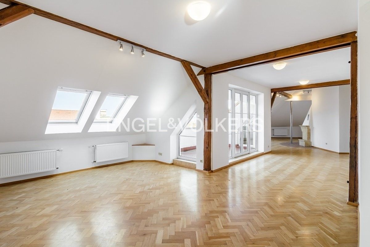 Byty, Na Skalce, Praha, 240 m²