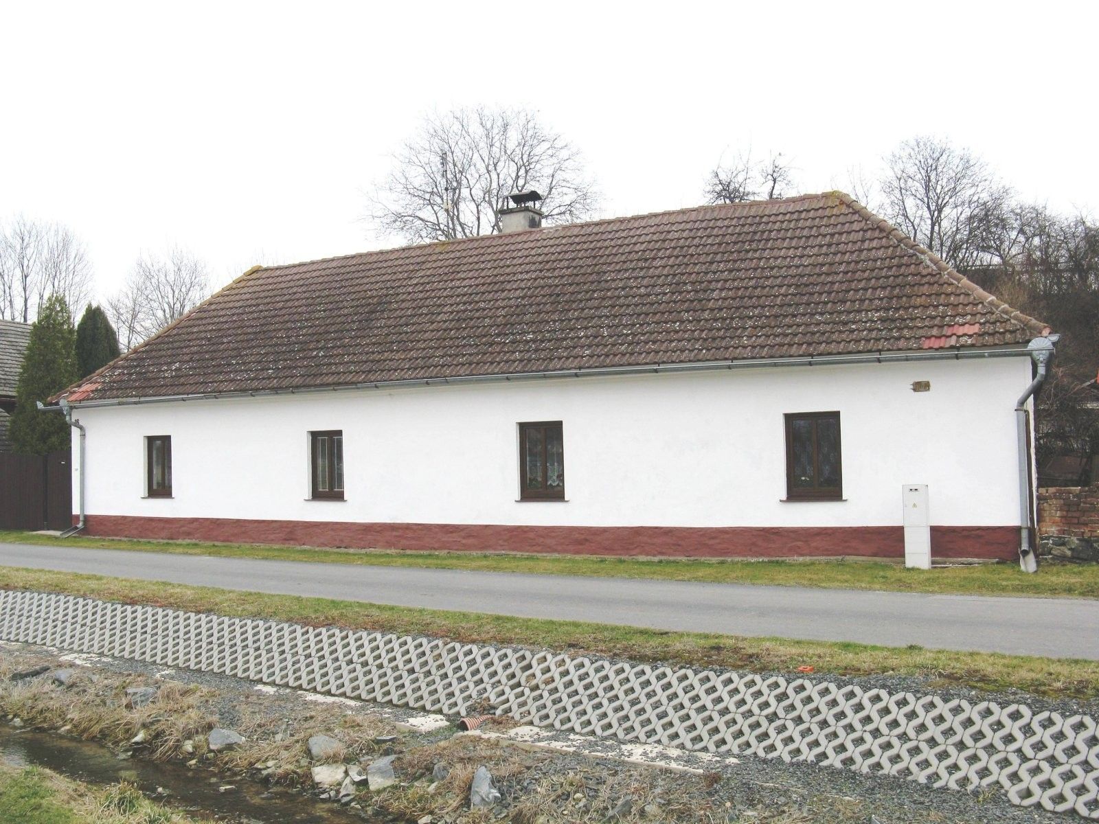 Rodinné domy, Třebešice, 300 m²