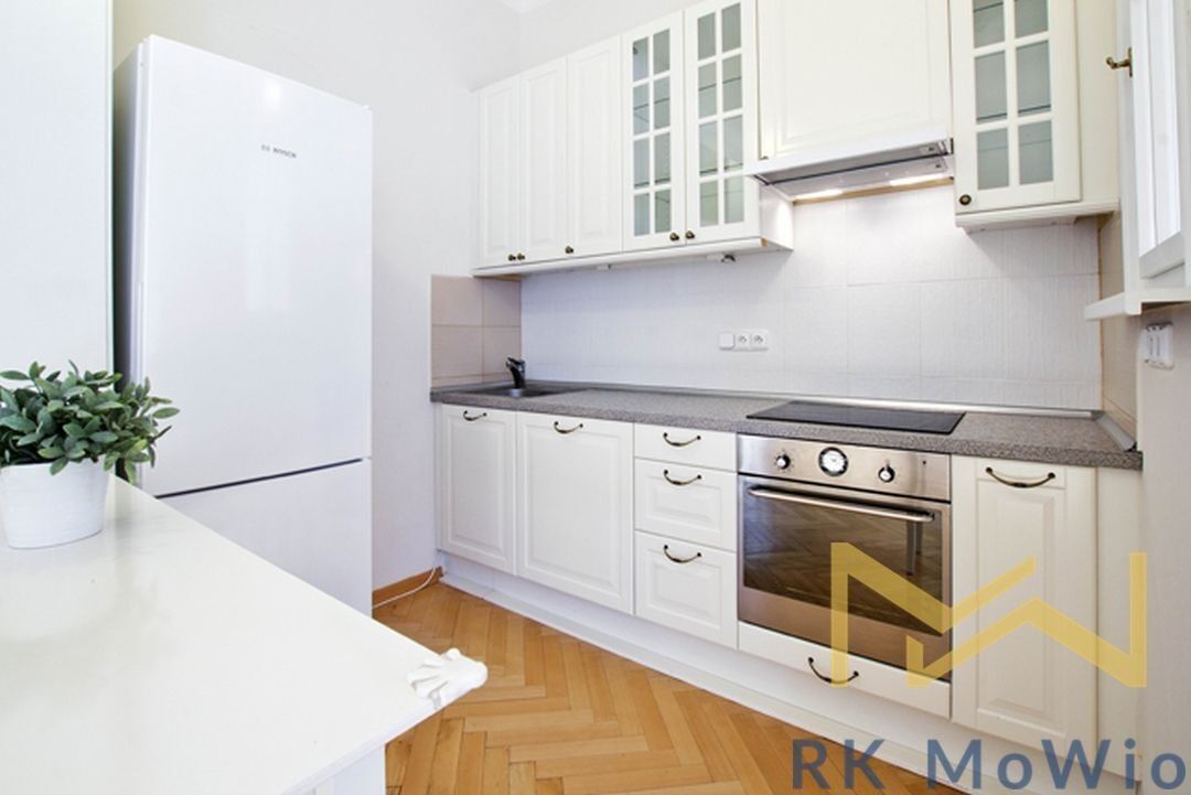 4+kk, Kolínská, Praha, 140 m²