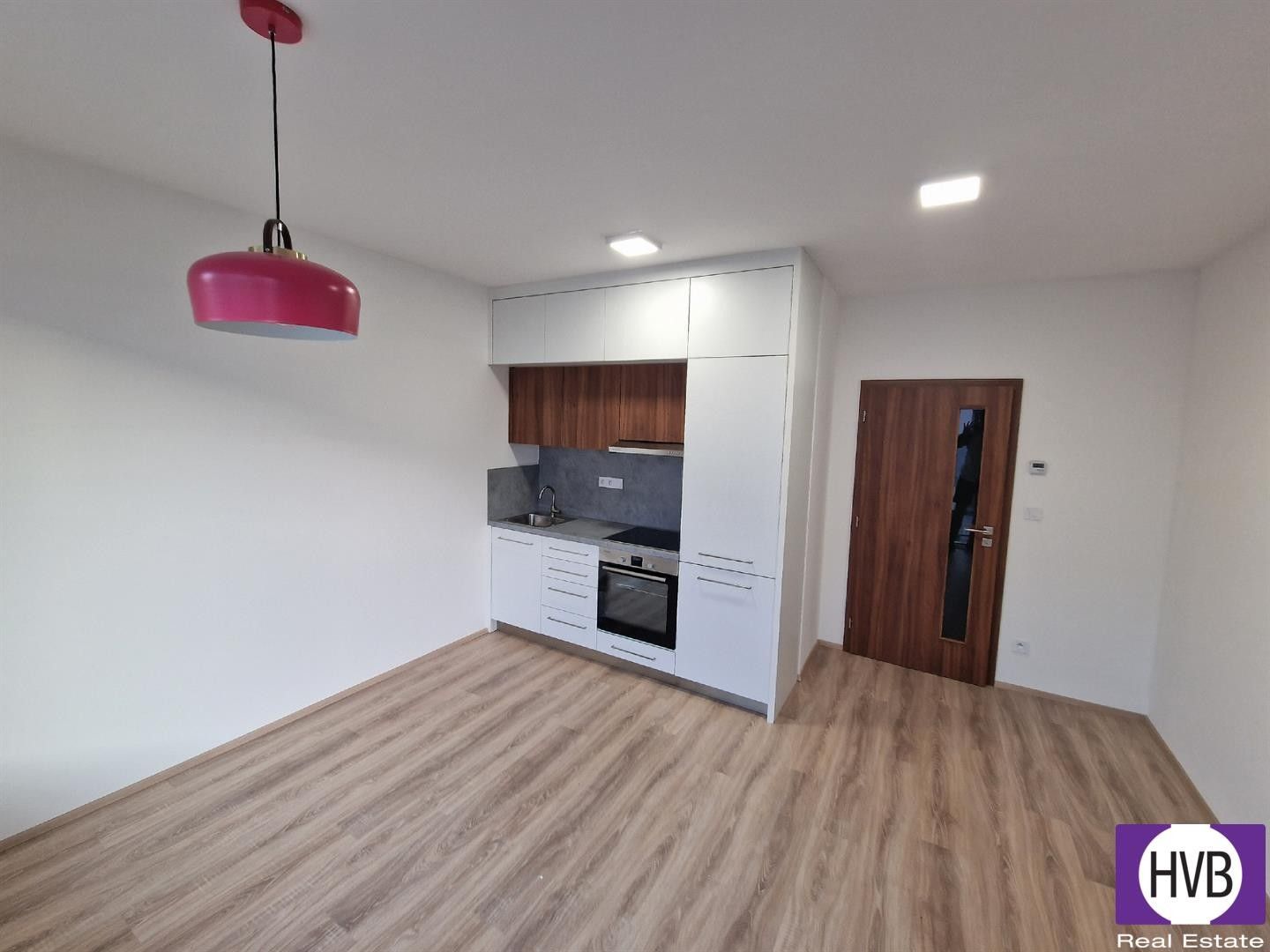 1+kk, Újezd u Průhonic, Praha, 26 m²