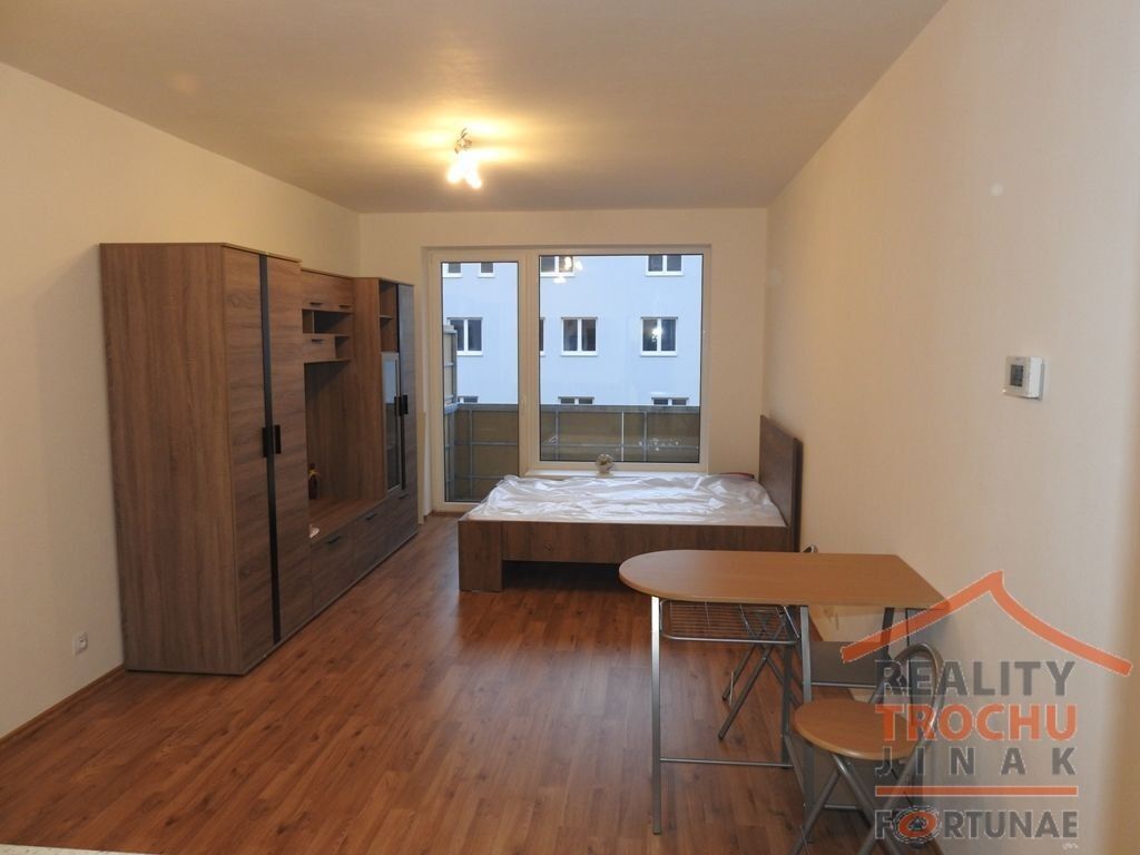 1+kk, Jana Masaryka, Hradec Králové, 34 m²