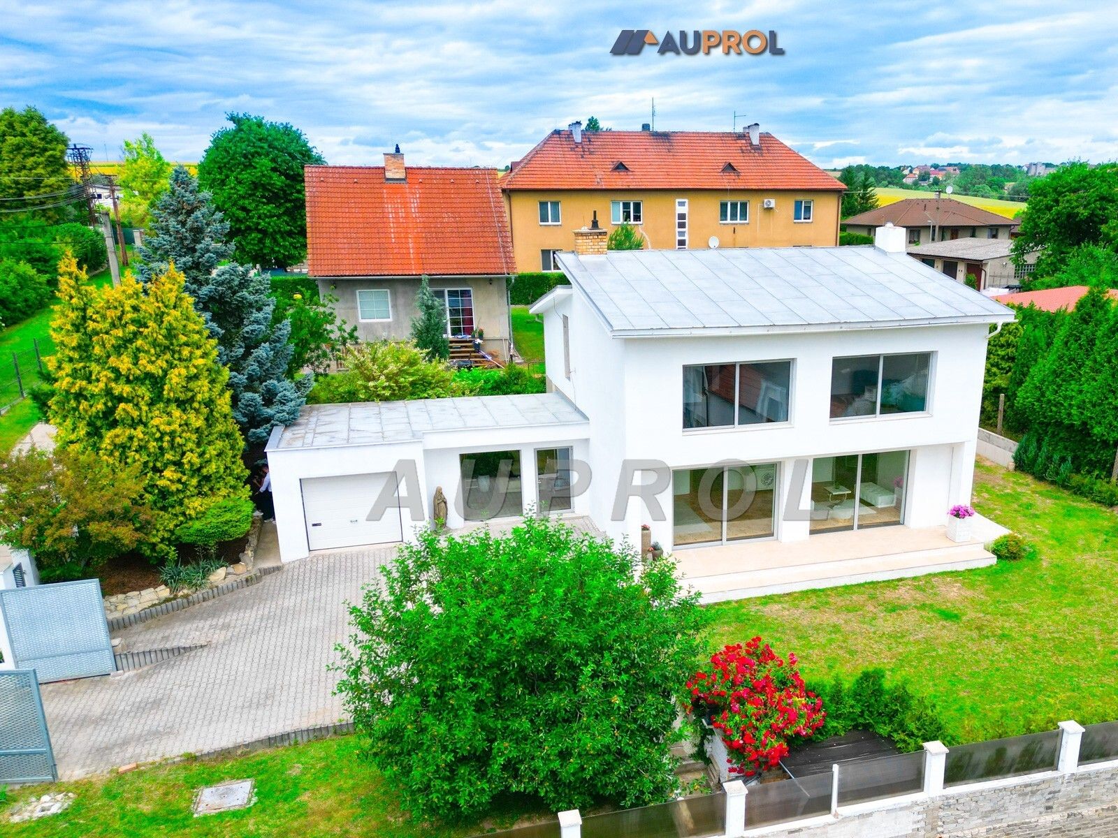 Rodinné domy, Učitelská, Klobuky, 198 m²