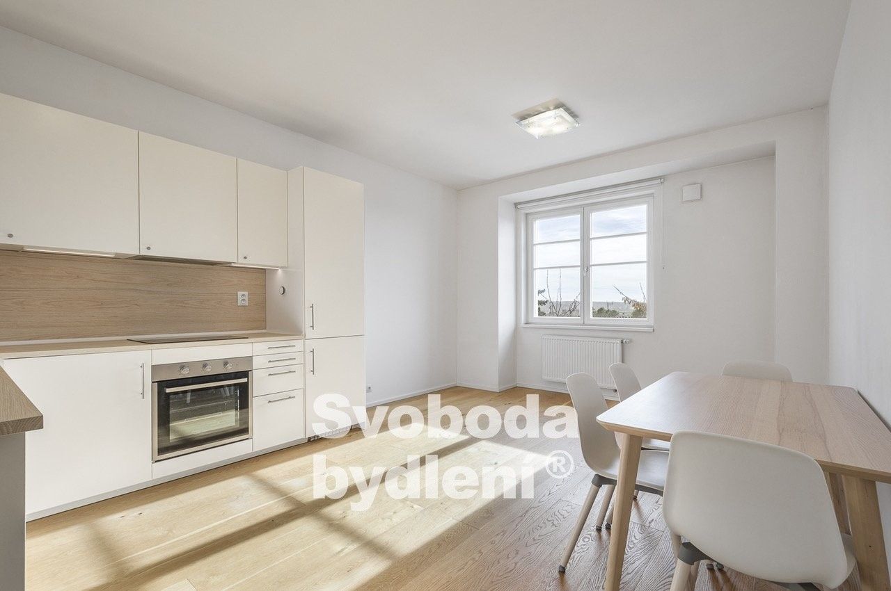 3+kk, Soběslavská, Praha, 69 m²