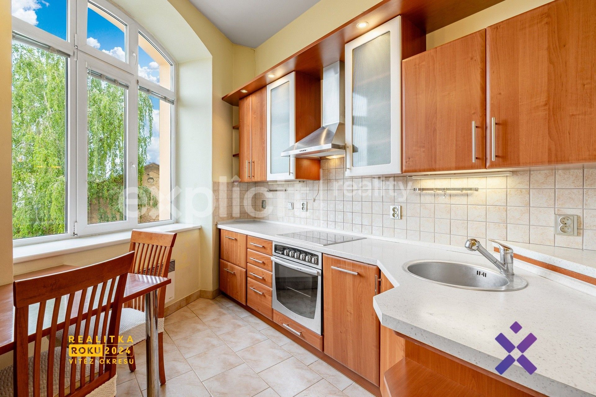 Prodej byt 1+1 - Za Škodovkou, Hradec Králové, 46 m²