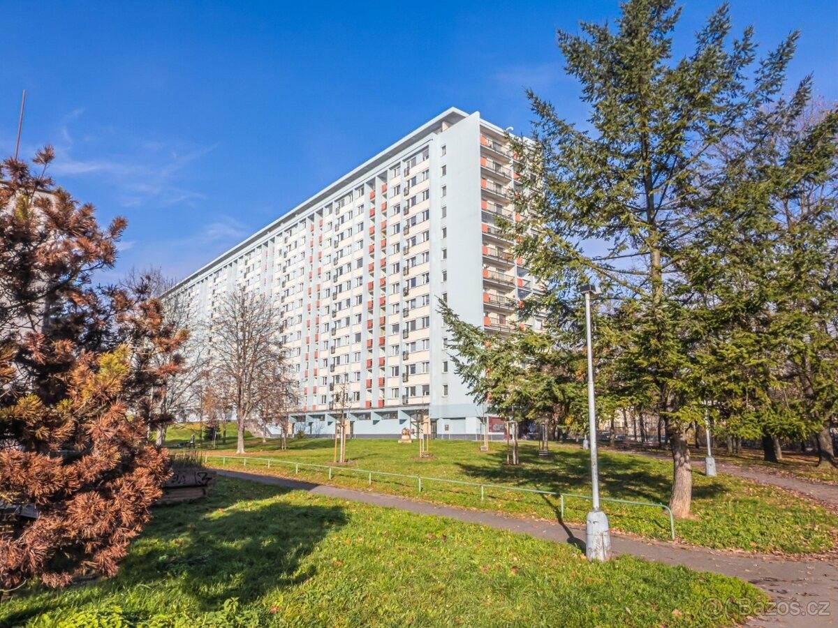 Byty, Praha, 180 00