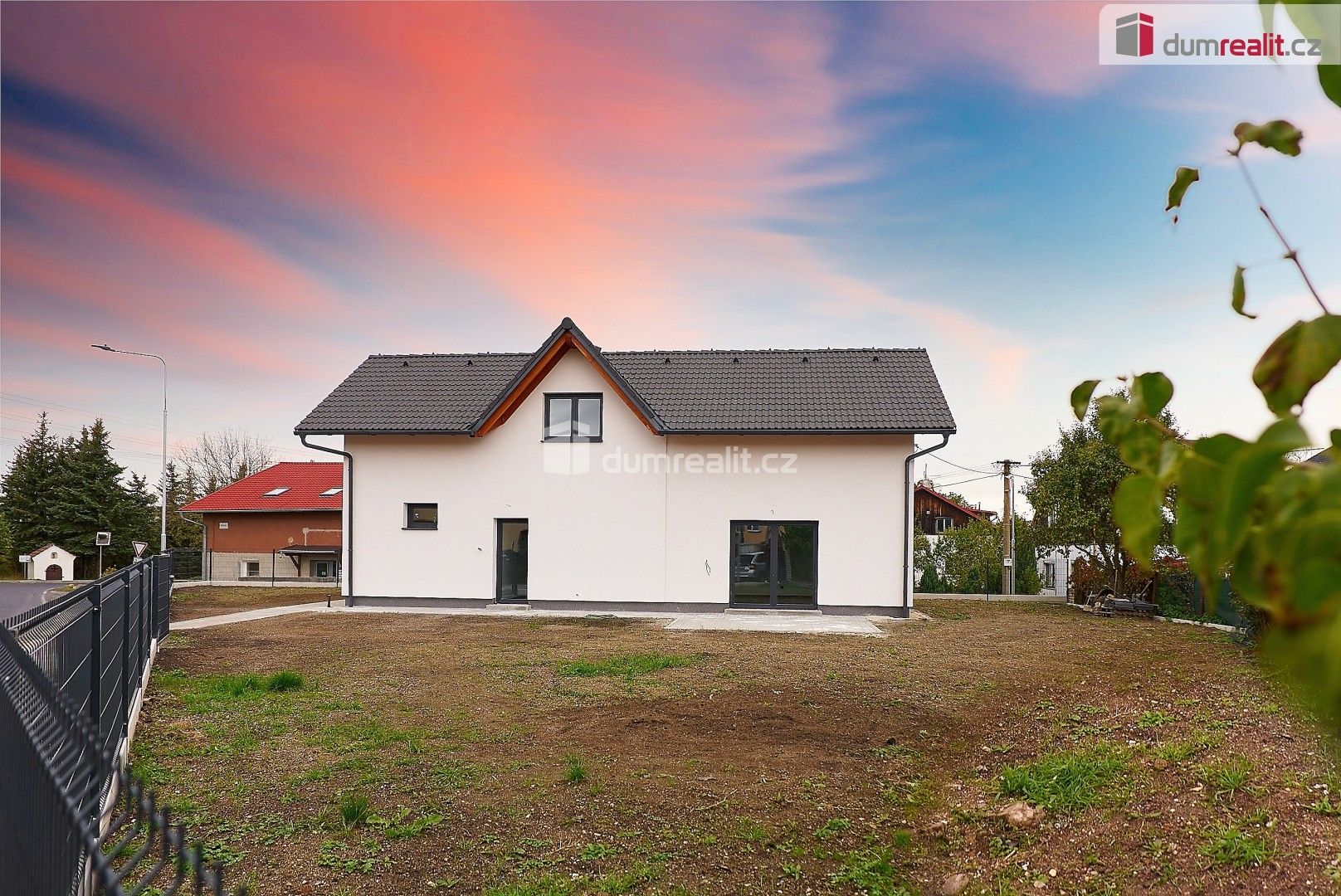 Rodinné domy, Loketská, Nové Sedlo, 134 m²