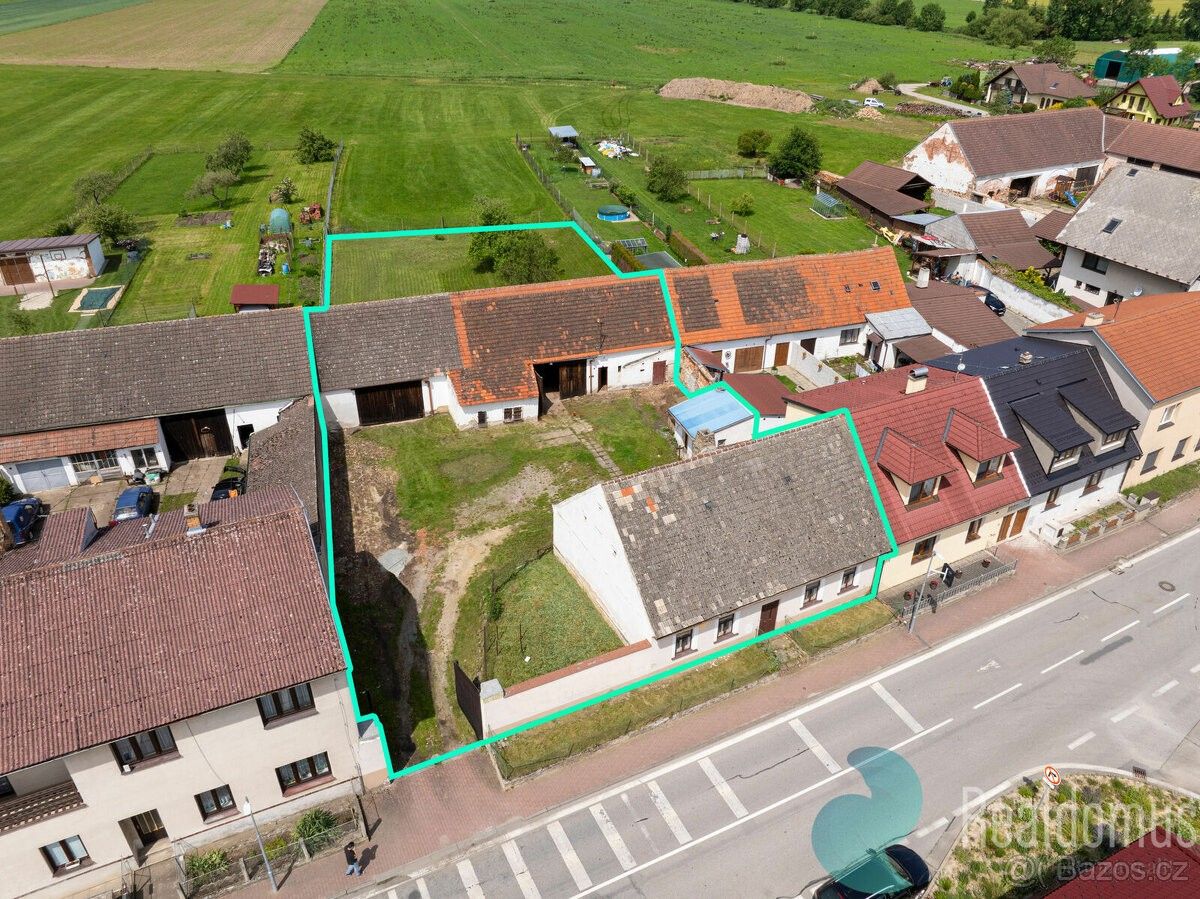 Prodej dům - Hrdějovice, 373 61, 300 m²