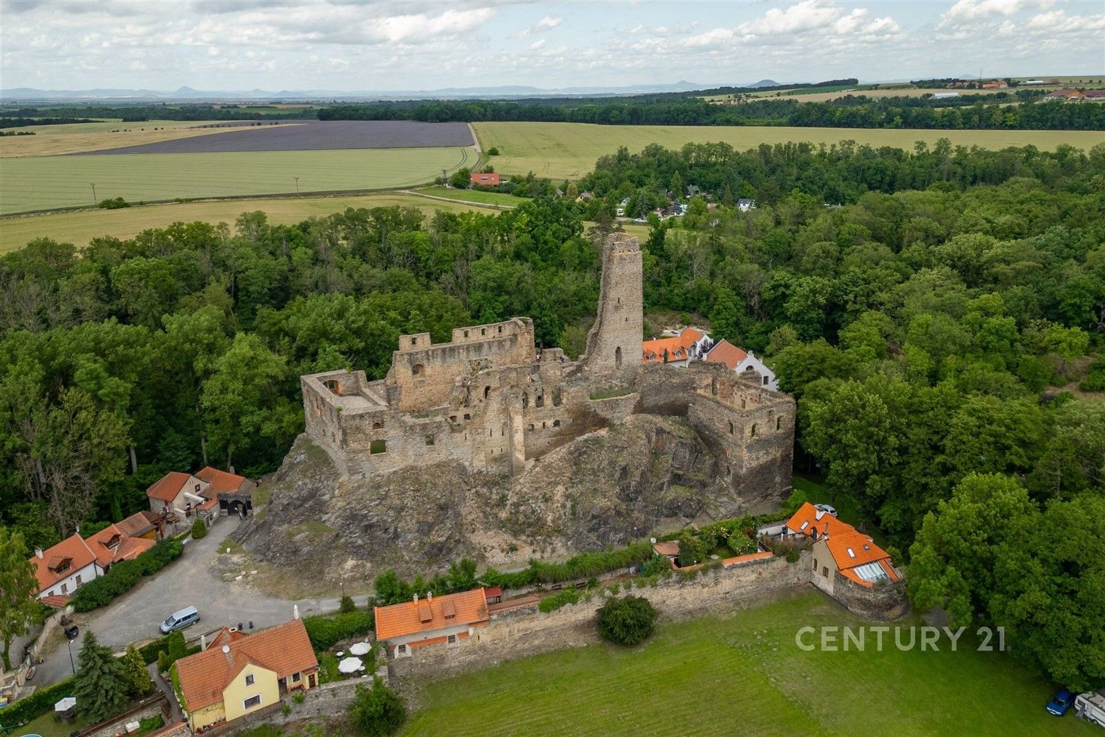 Rodinné domy, Okoř, 168 m²