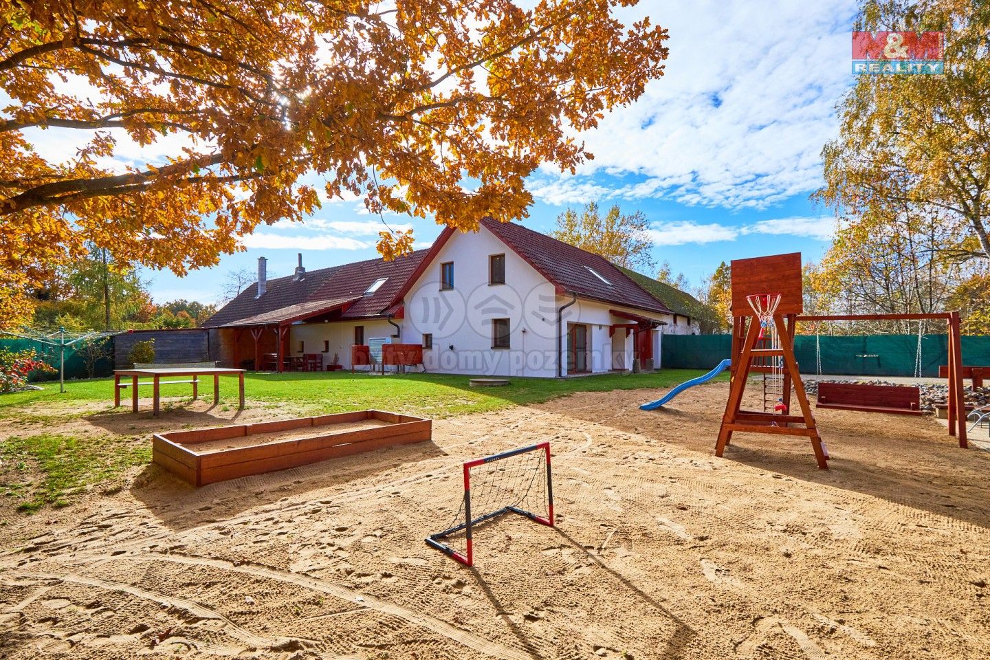 Ubytovací zařízení, Dvory nad Lužnicí, 206 m²