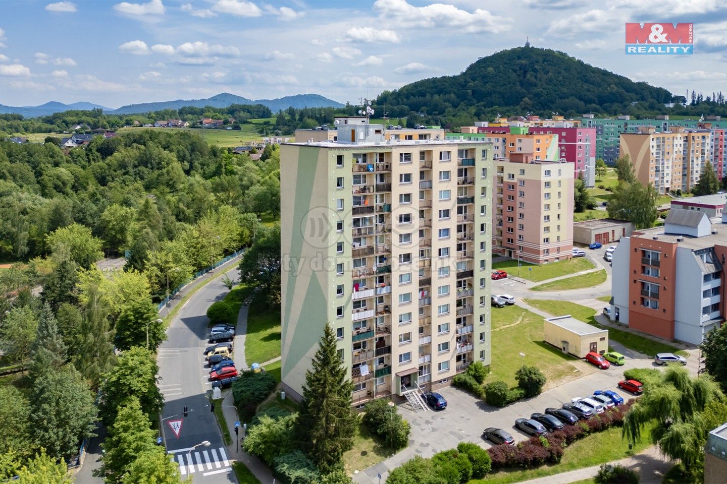 Prodej byt 4+1 - Komenského, Česká Lípa, 90 m²