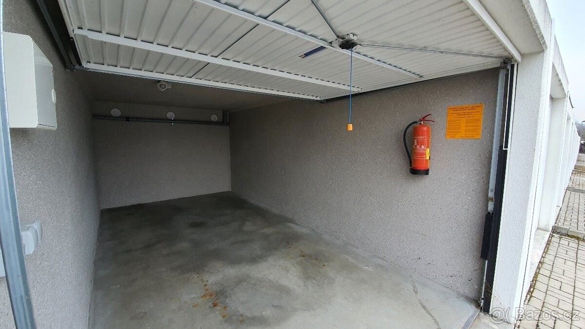 Garáže, Mariánské Lázně, 353 01