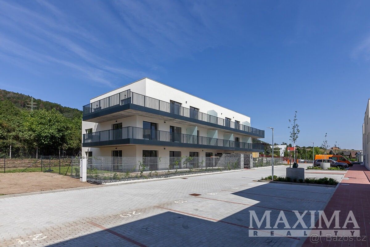 4+kk, Beroun, 266 01, 90 m²