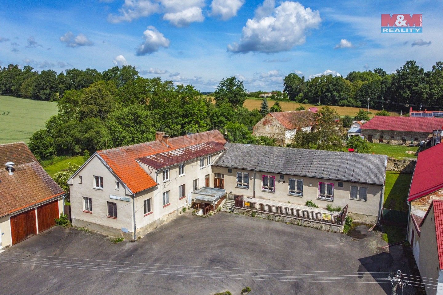 Restaurace, Křtětice, Vodňany, 872 m²