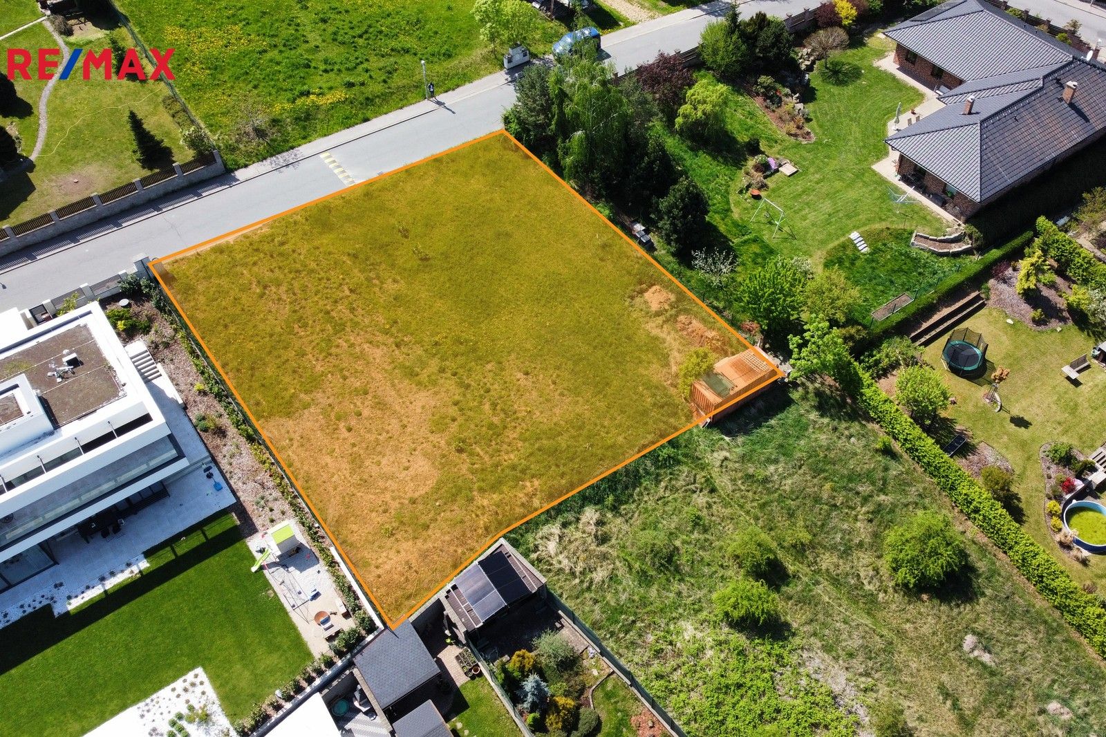 Pozemky pro bydlení, Jesenice, 981 m²