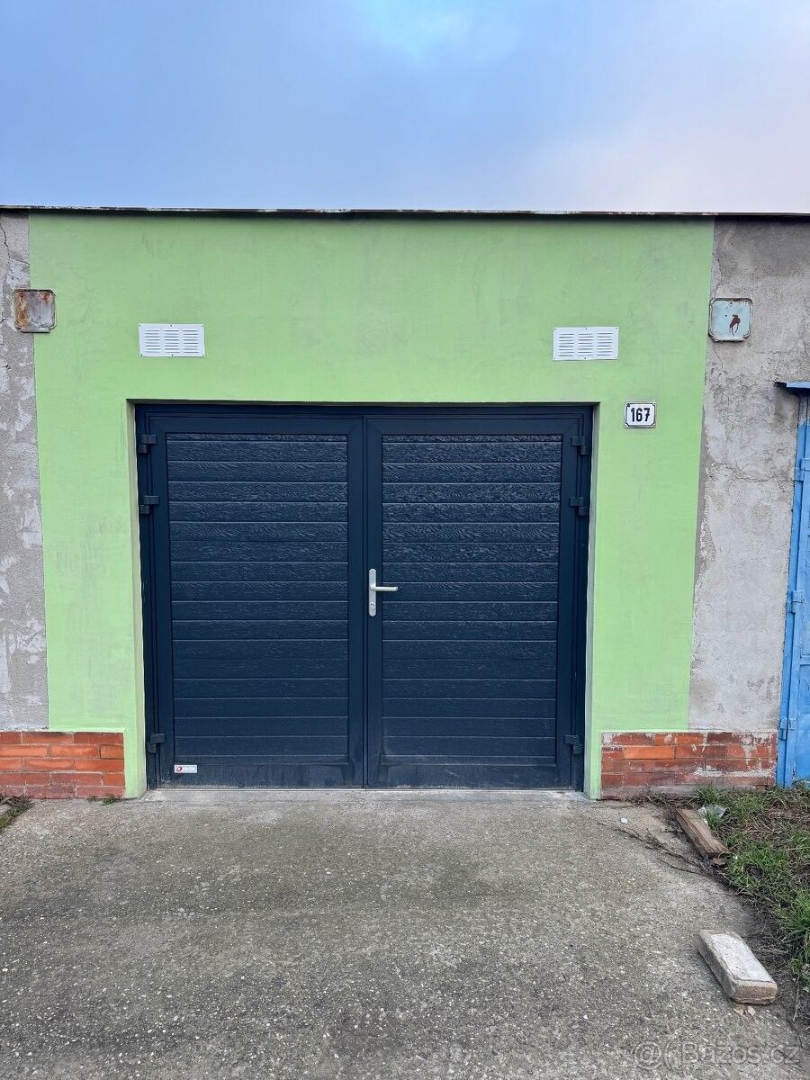 Garáže, Kyjov, 697 01