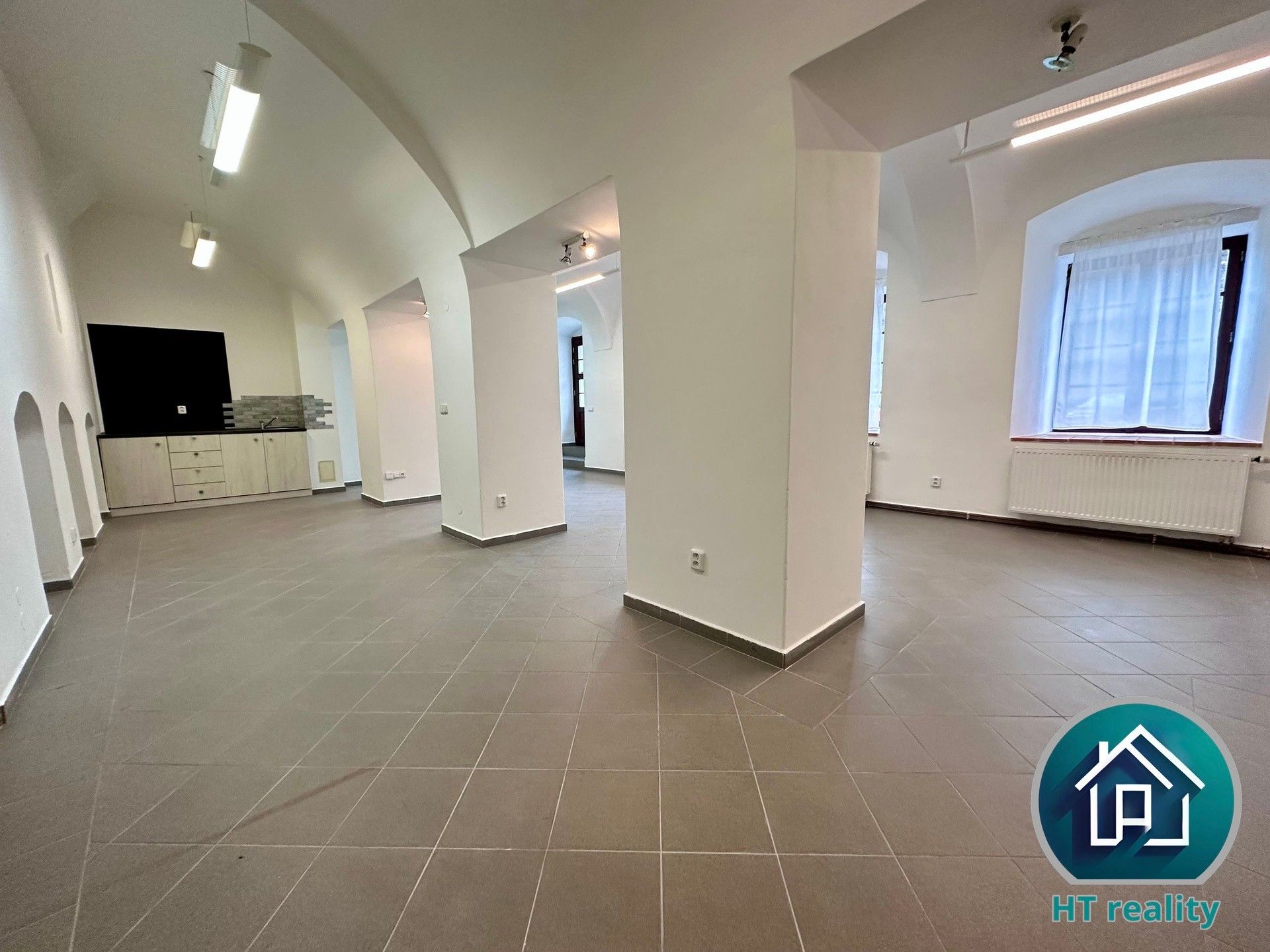 Obchodní prostory, U Poráků, Český Krumlov, 65 m²