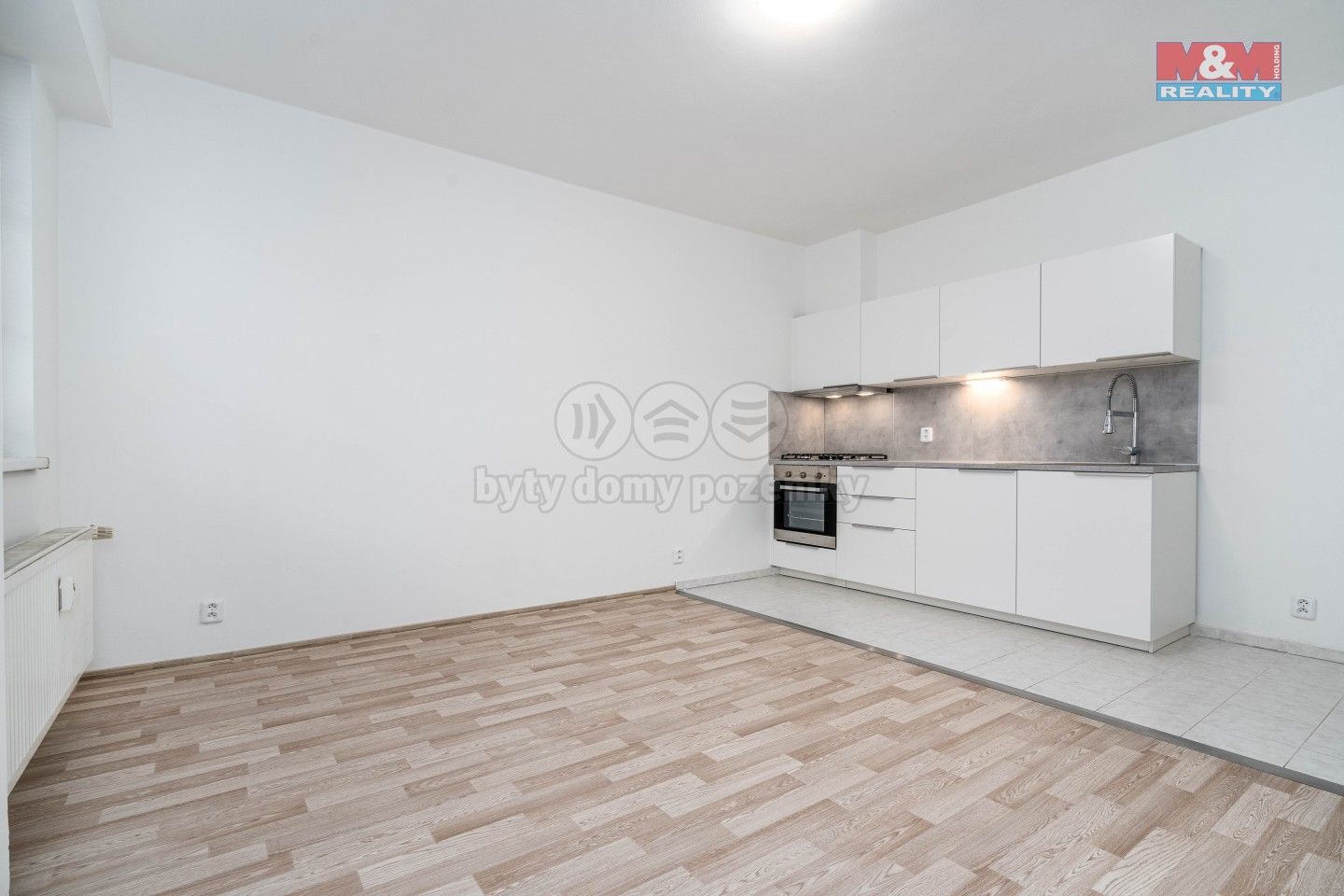 2+kk, Pelušková, Praha, 42 m²