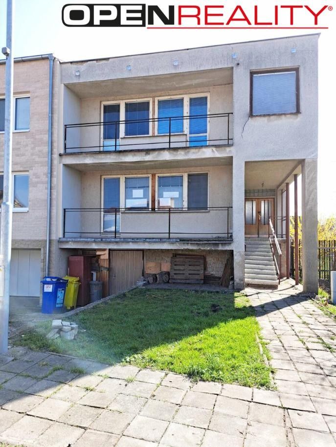 Prodej rodinný dům - Mládežnická, Březí, 290 m²