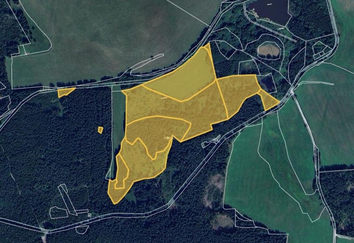 Louky, Lesná, 140 755 m²