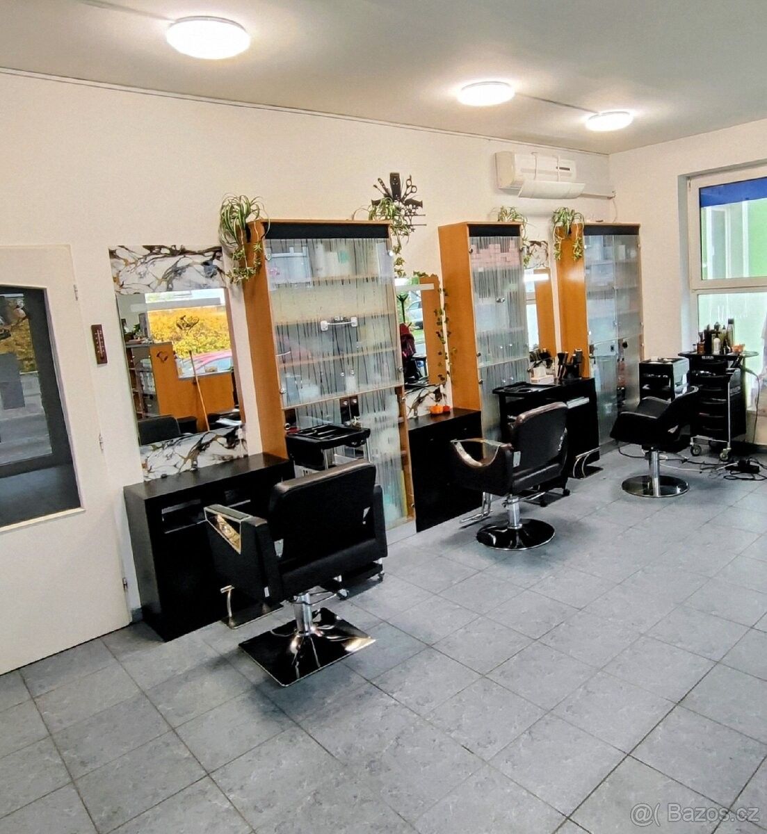 Byty, Bzenec, 696 81