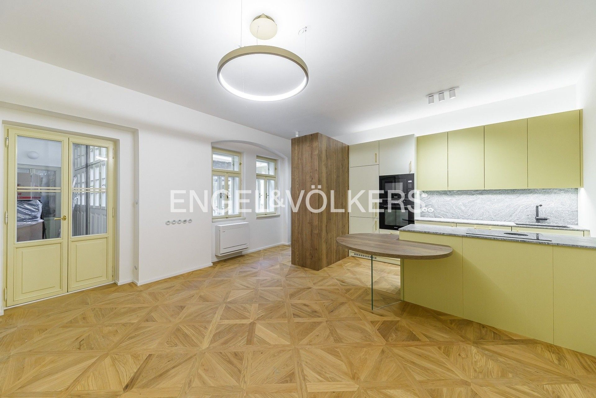 2+kk, Nosticova, Praha, 44 m²