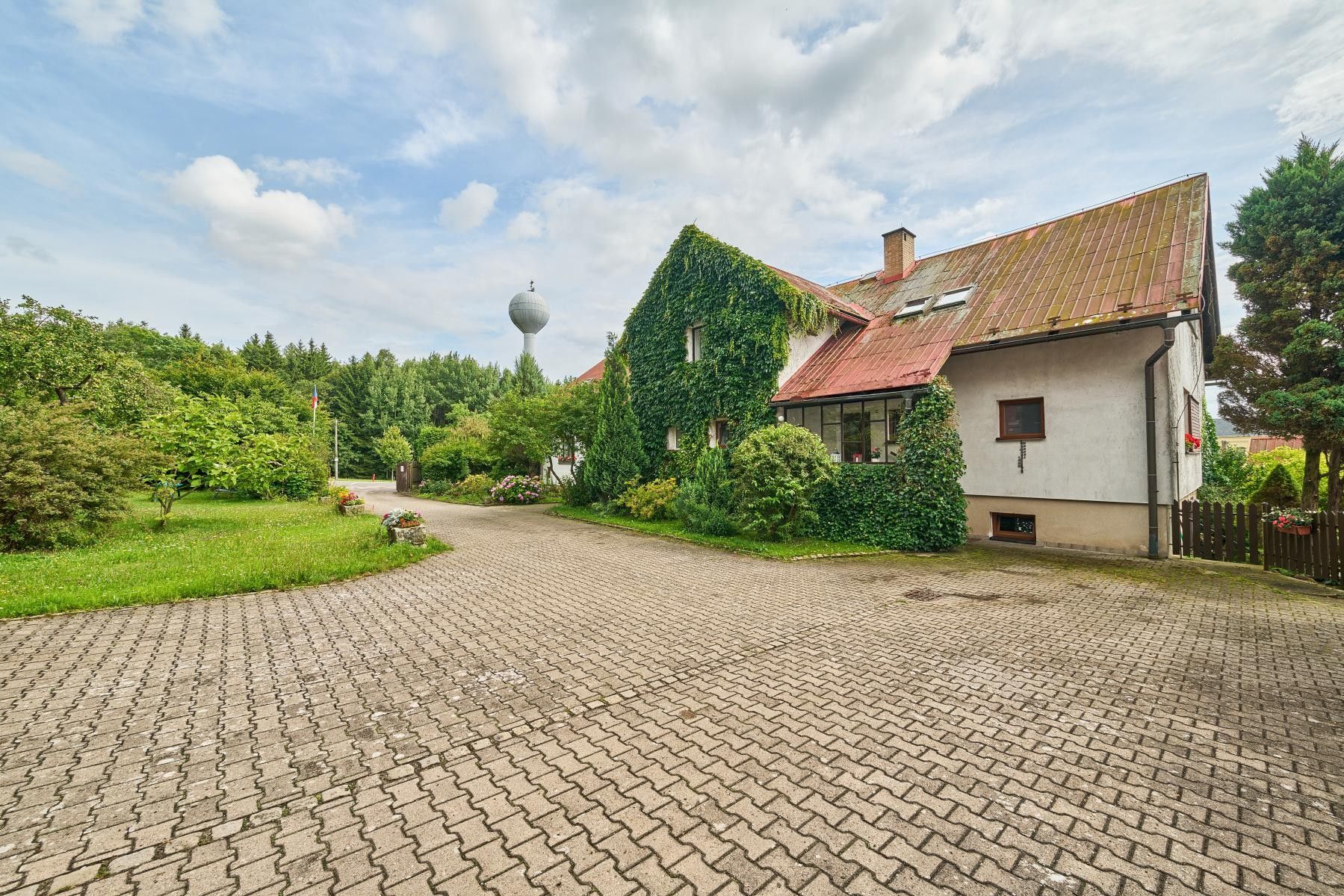 4+1, Nové Kocbeře, Kocbeře, 89 m²