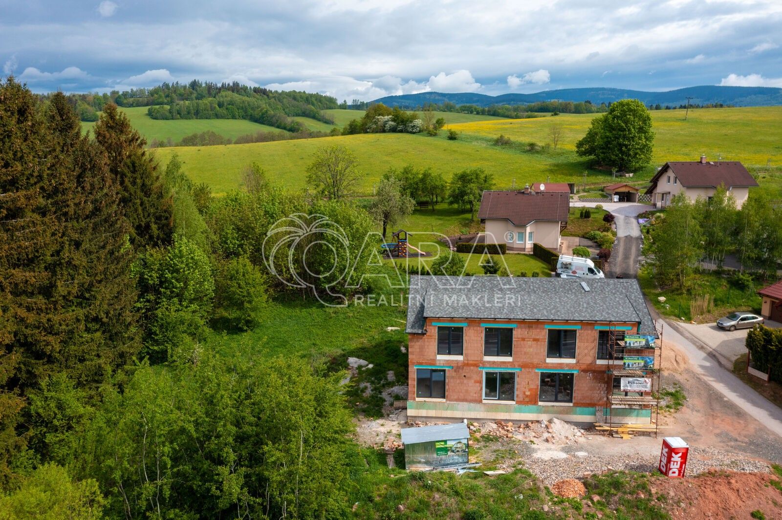 Rodinné domy, Hertvíkovice, Mladé Buky, 141 m²