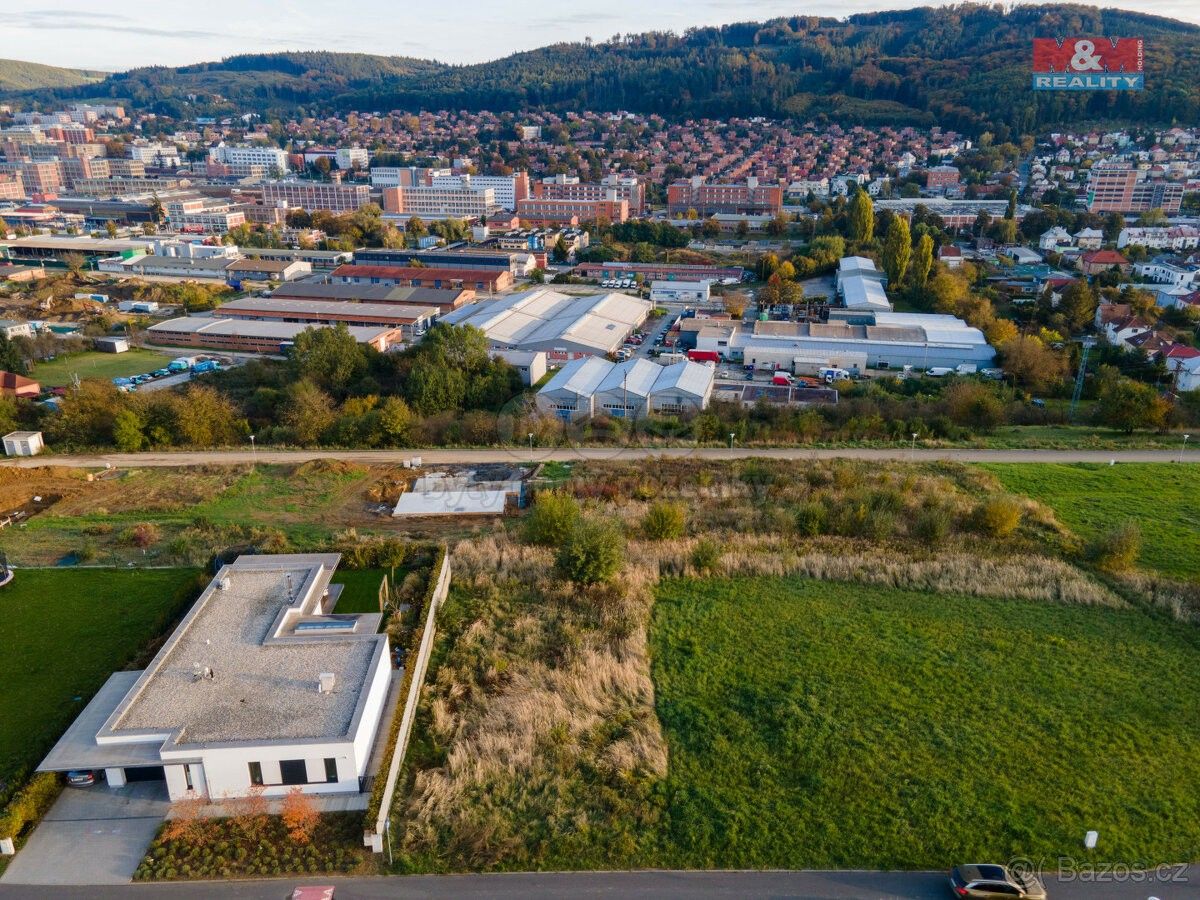 Prodej pozemek - Zlín, 760 01, 696 m²