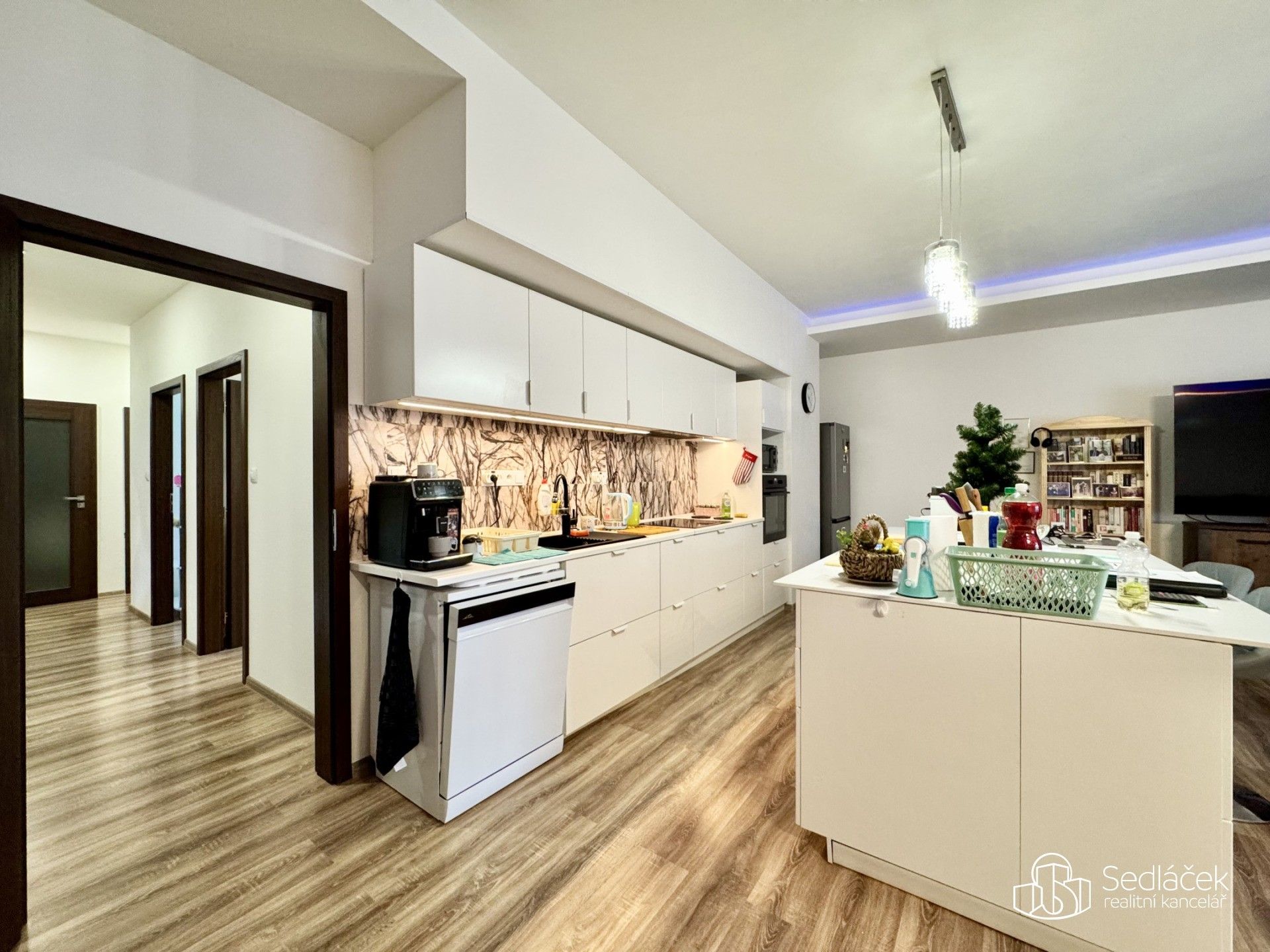 4+kk, Boženy Němcové, Sokolov, 92 m²