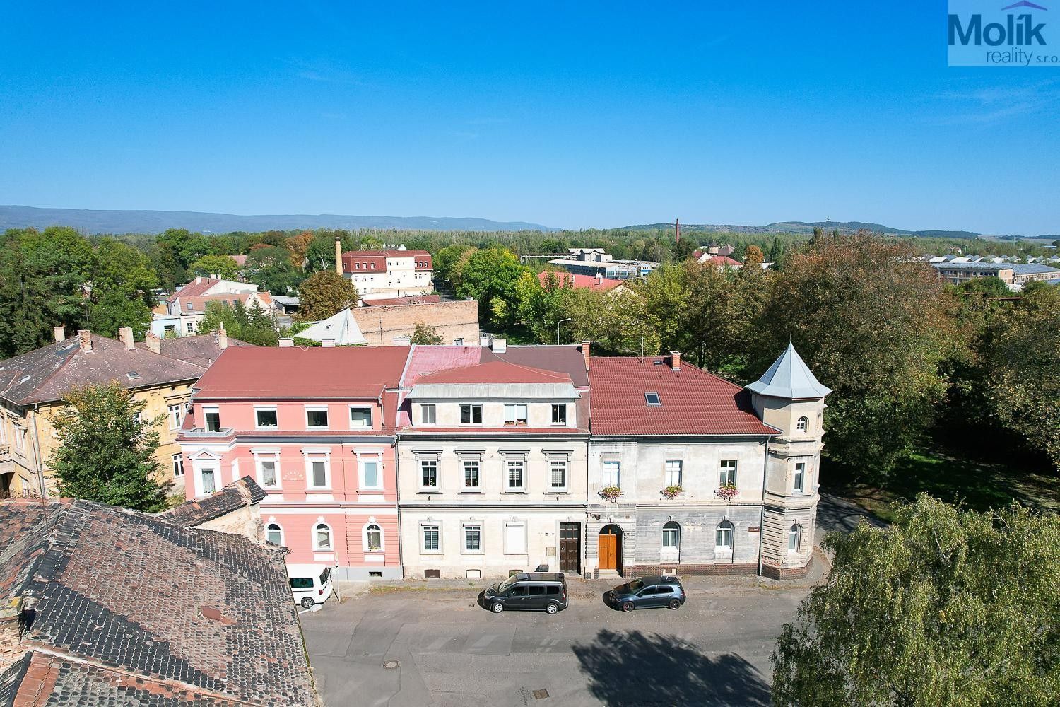 Činžovní domy, nám. Legií, Duchcov, 340 m²