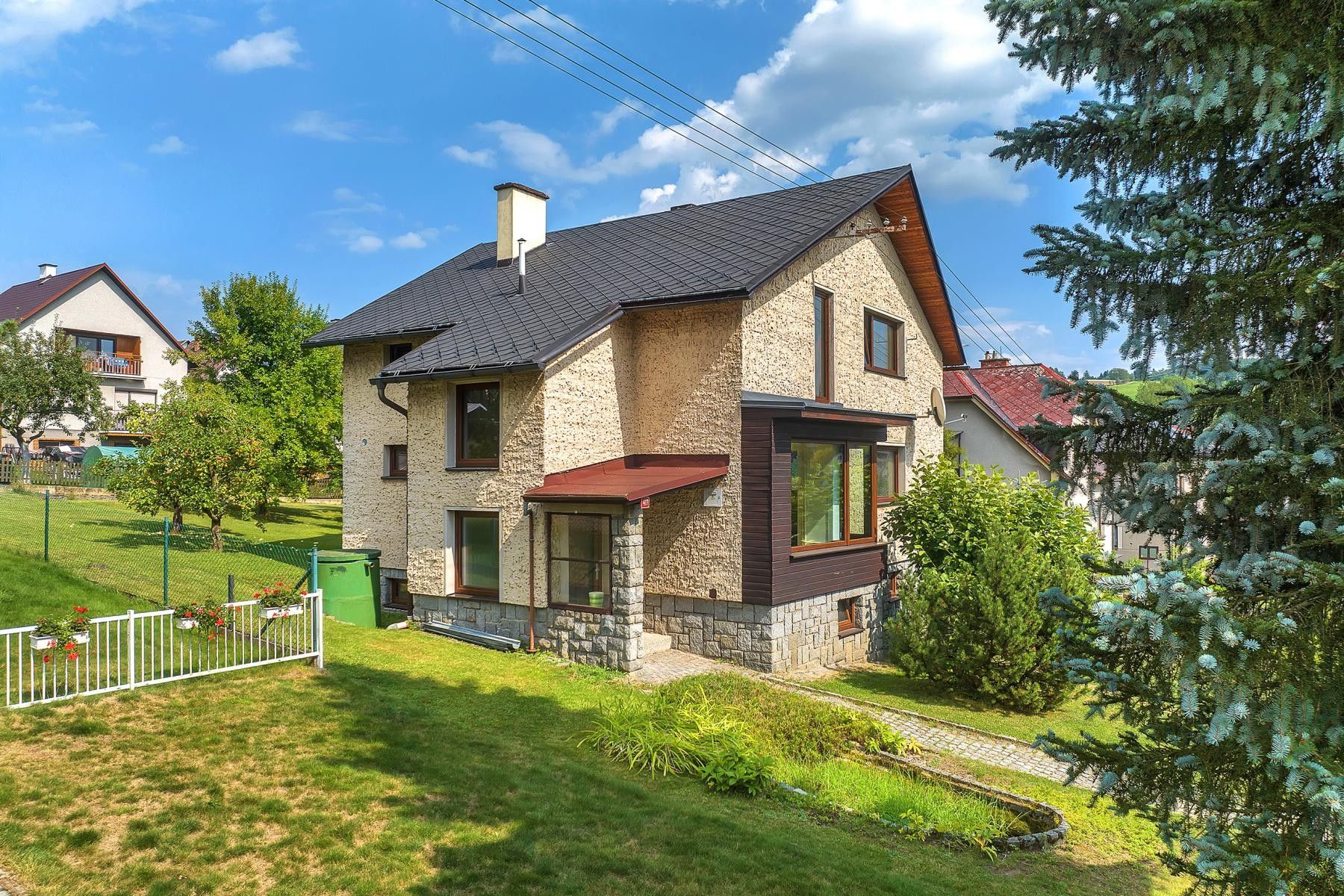 Rodinné domy, Strmá, Jablonné nad Orlicí, 106 m²