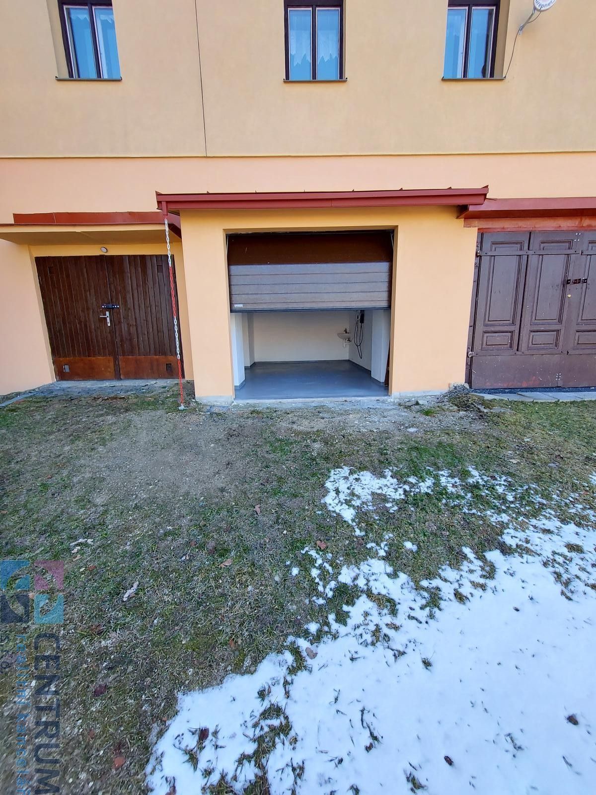 Garáže, Raisova, Jablonec nad Nisou, 19 m²