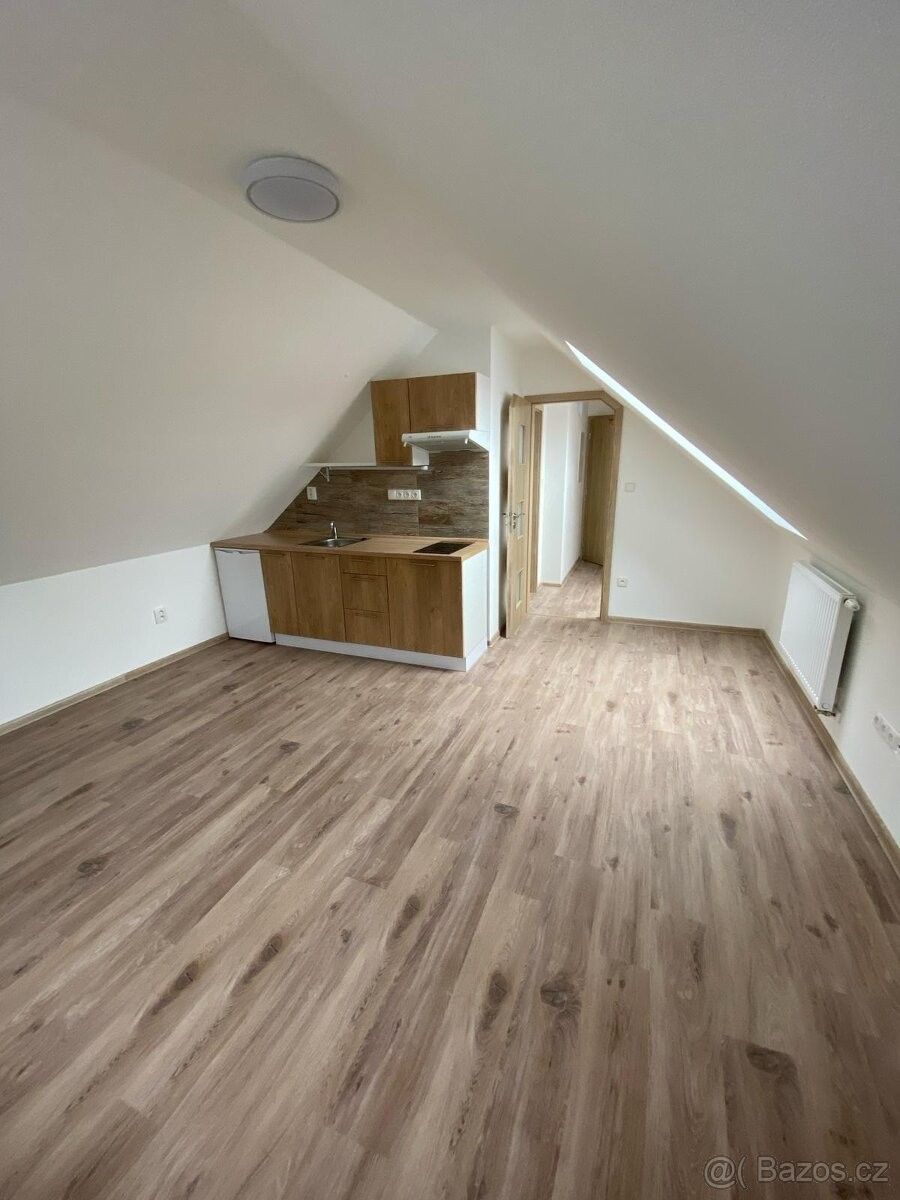 Byty, Pelhřimov, 393 01