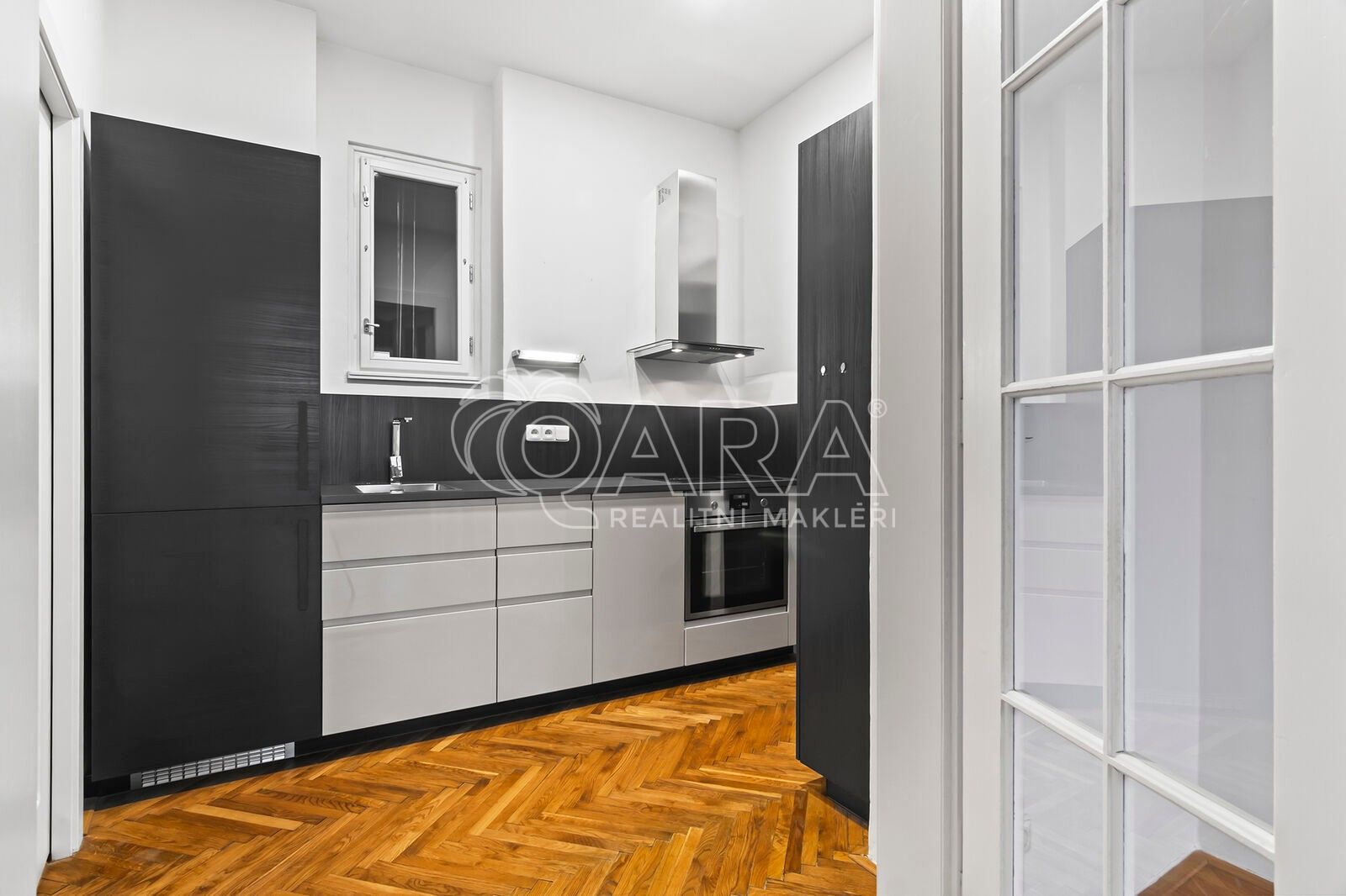 Pronájem byt 2+kk - Korunní, Praha, 60 m²