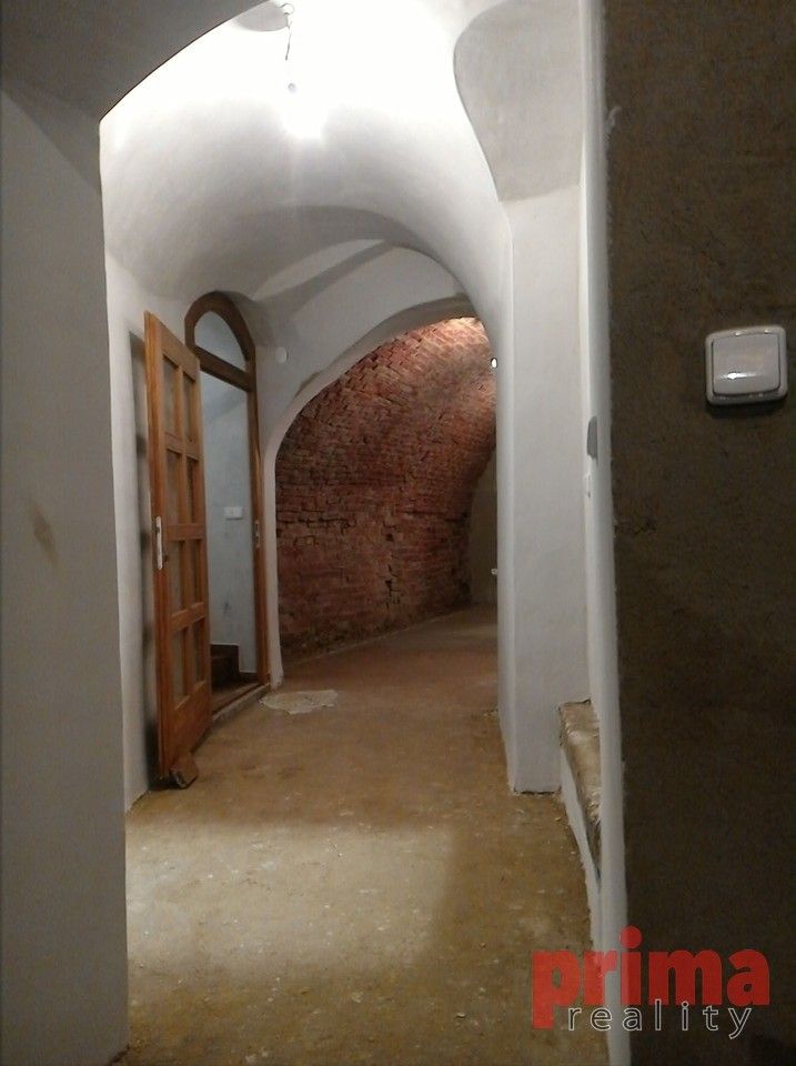 Pronájem komerční - Mrštíkova, Jihlava, 83 m²