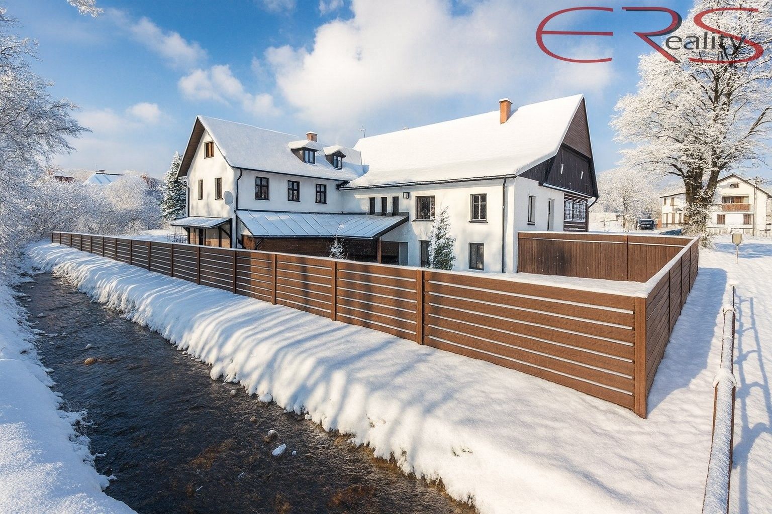 Prodej rodinný dům - Dolní Lánov, 900 m²