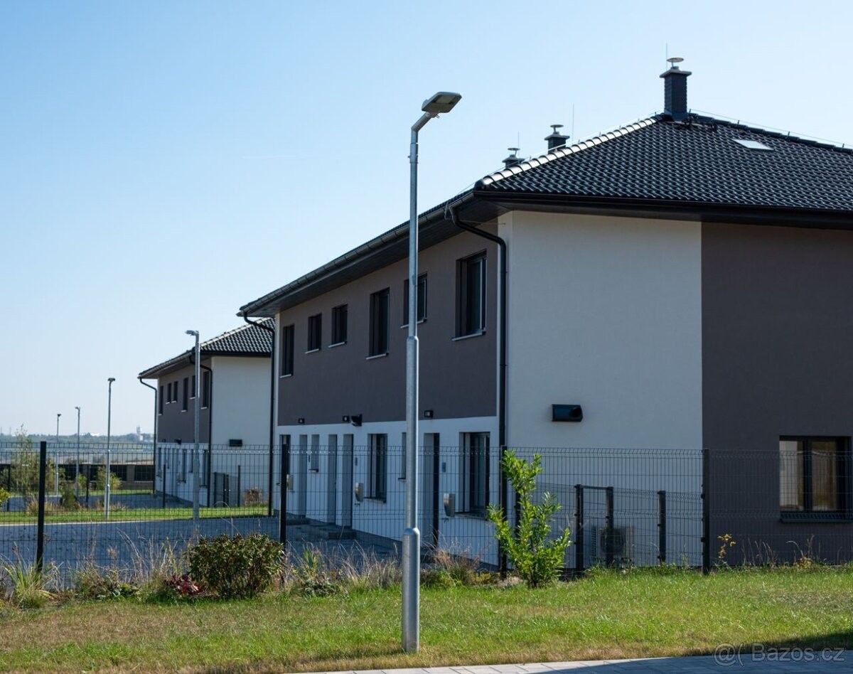 Prodej dům - Tuřany u Slaného, 273 79, 130 m²