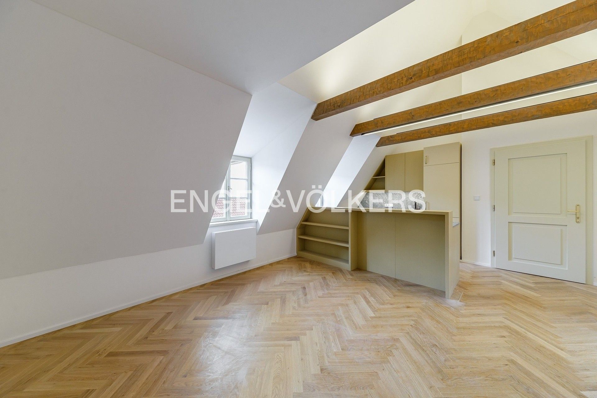 3+kk, Nosticova, Praha, 64 m²