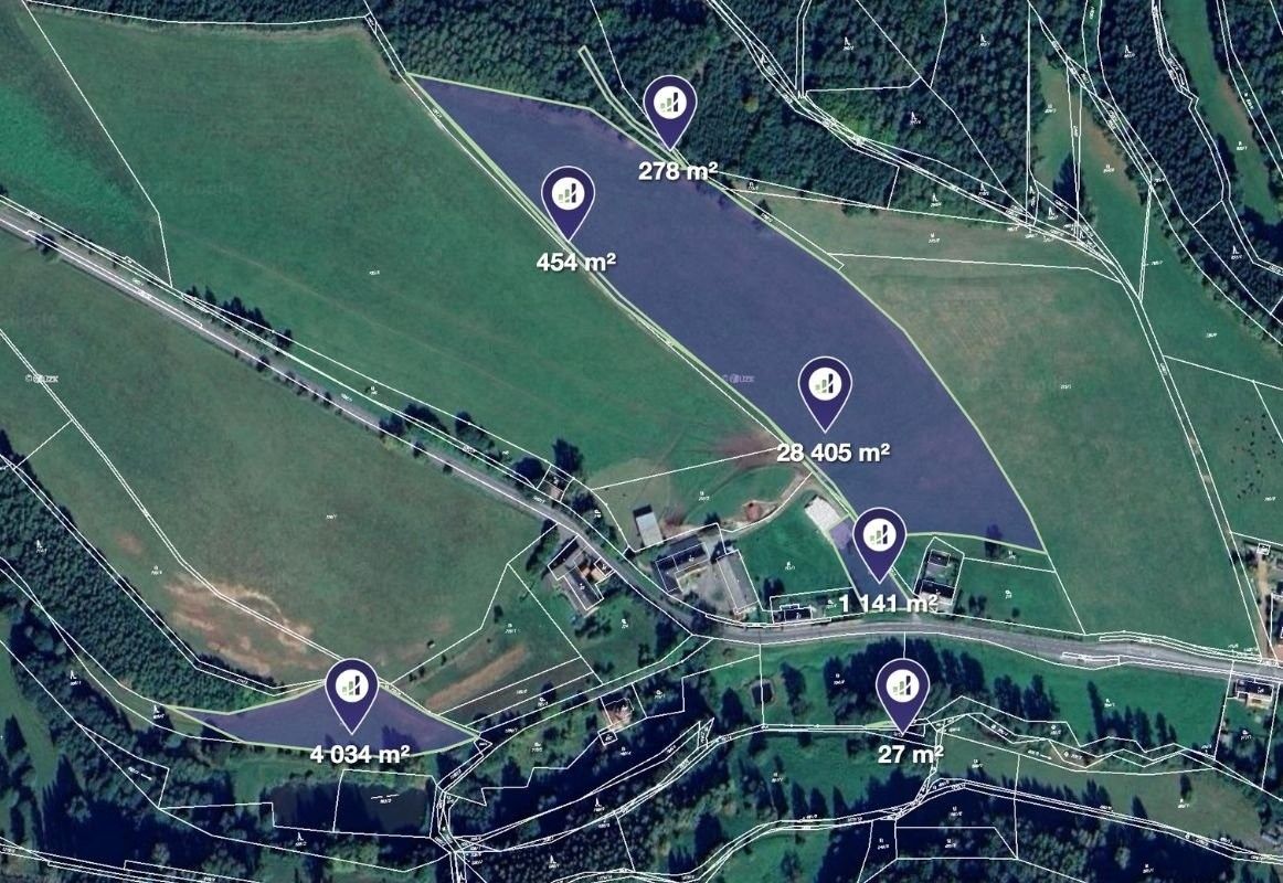 Louky, Hronov, 17 170 m²