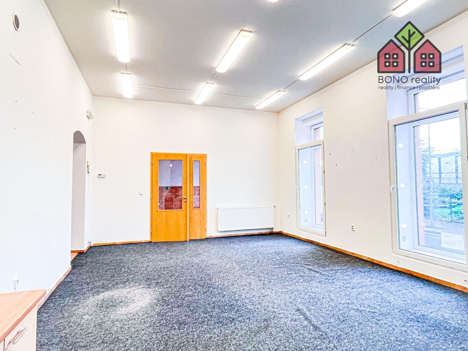 Pronájem obchodní prostory - U Nádraží, Ústí nad Labem, 65 m²