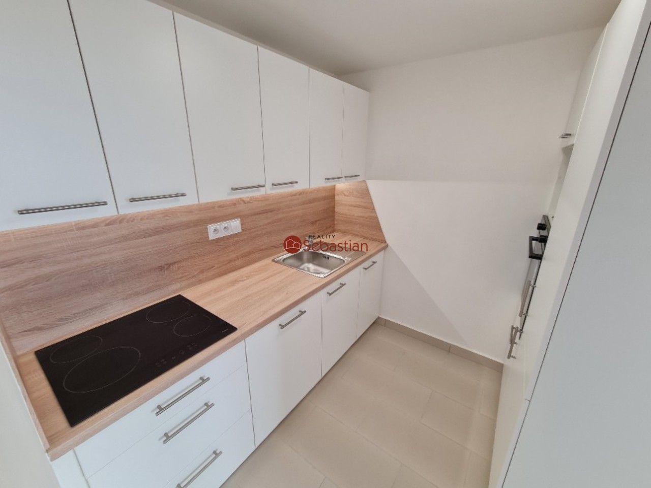 Pronájem byt 2+1 - Antonína Sochora, Teplice, 38 m²